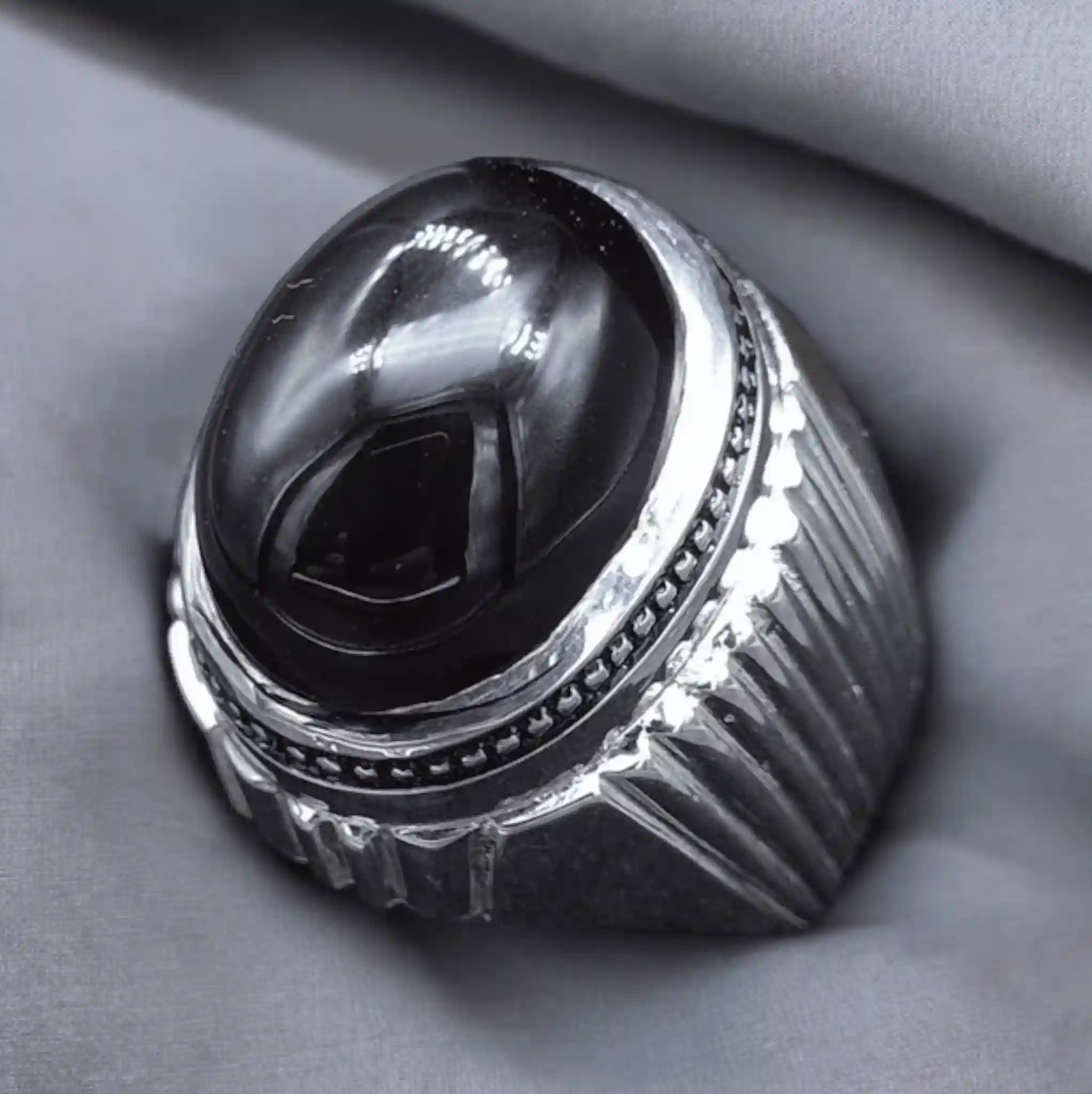 Black Yemeni Aqeeq Ring In Sterling Silver 3 Photoroom 20240529 084859 Compressed
