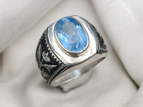 blue sapphire rings