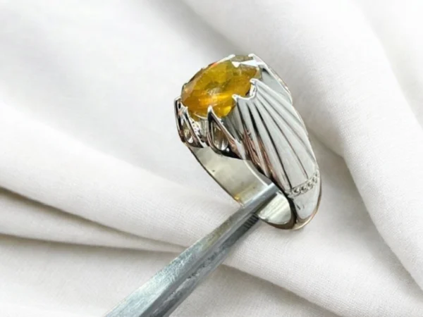 ring yellow sapphire