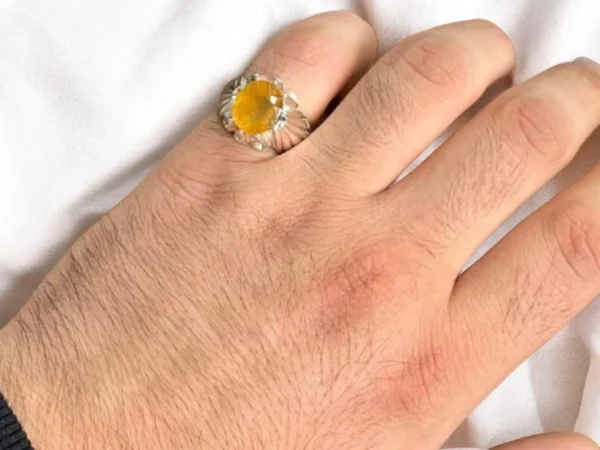 ring yellow sapphire