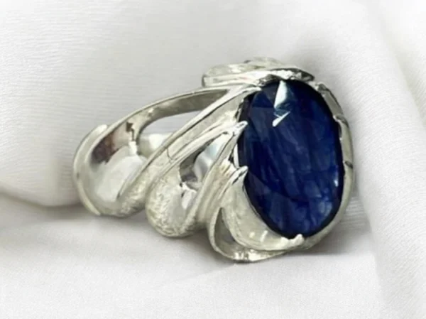 silver sapphire ring