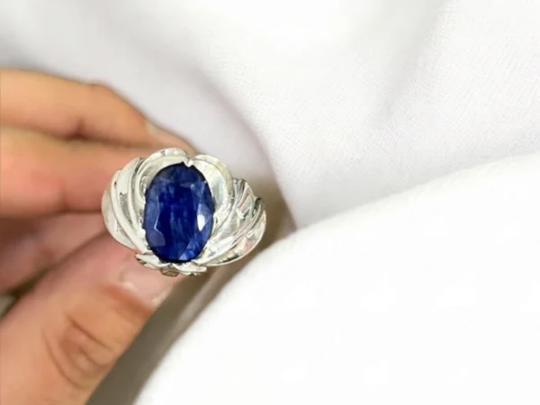 silver sapphire ring