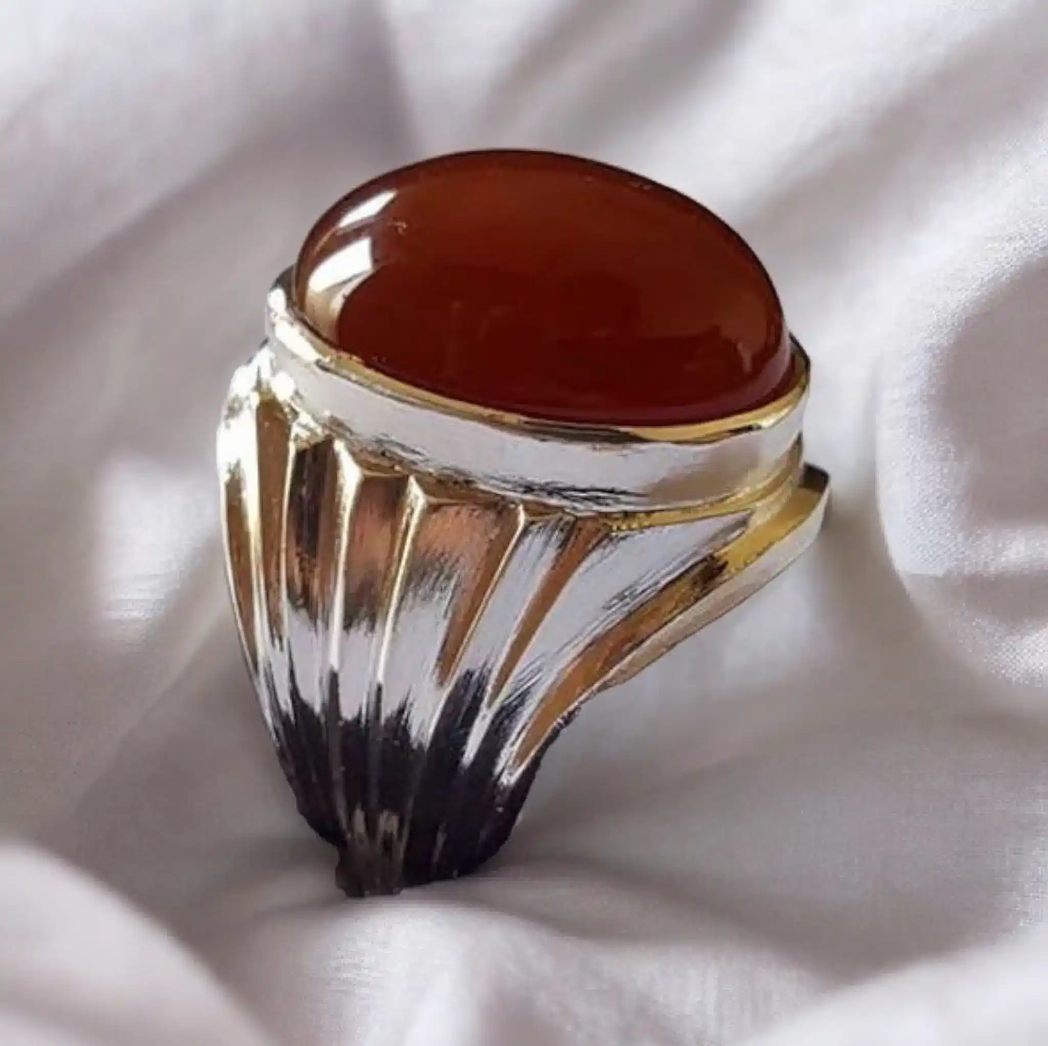 brown red aqeeq ring