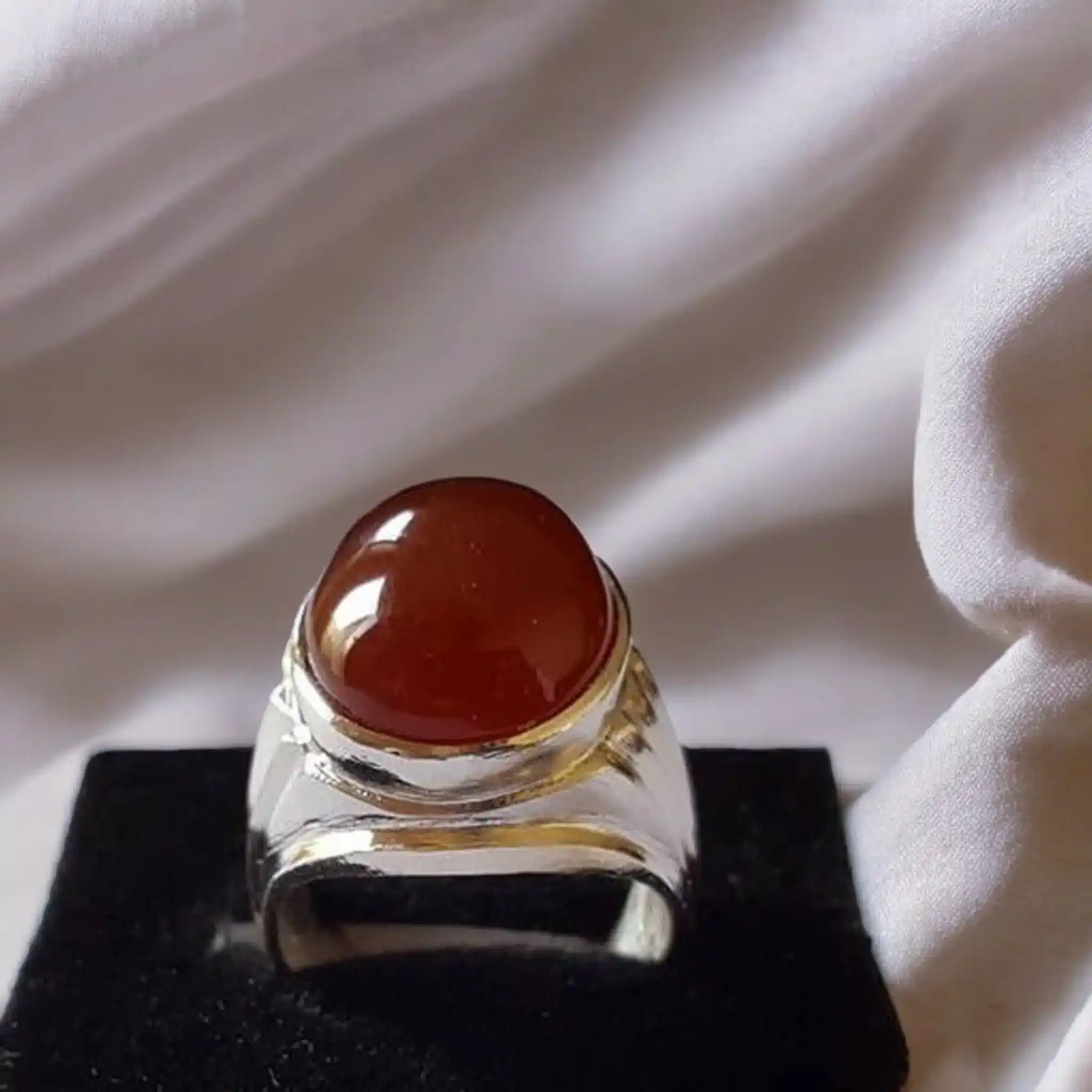Brown Red Aqeeq Ring In Sterling Silver 2 Brown Red Aqeeq Ring In Sterling Silver - Image 2