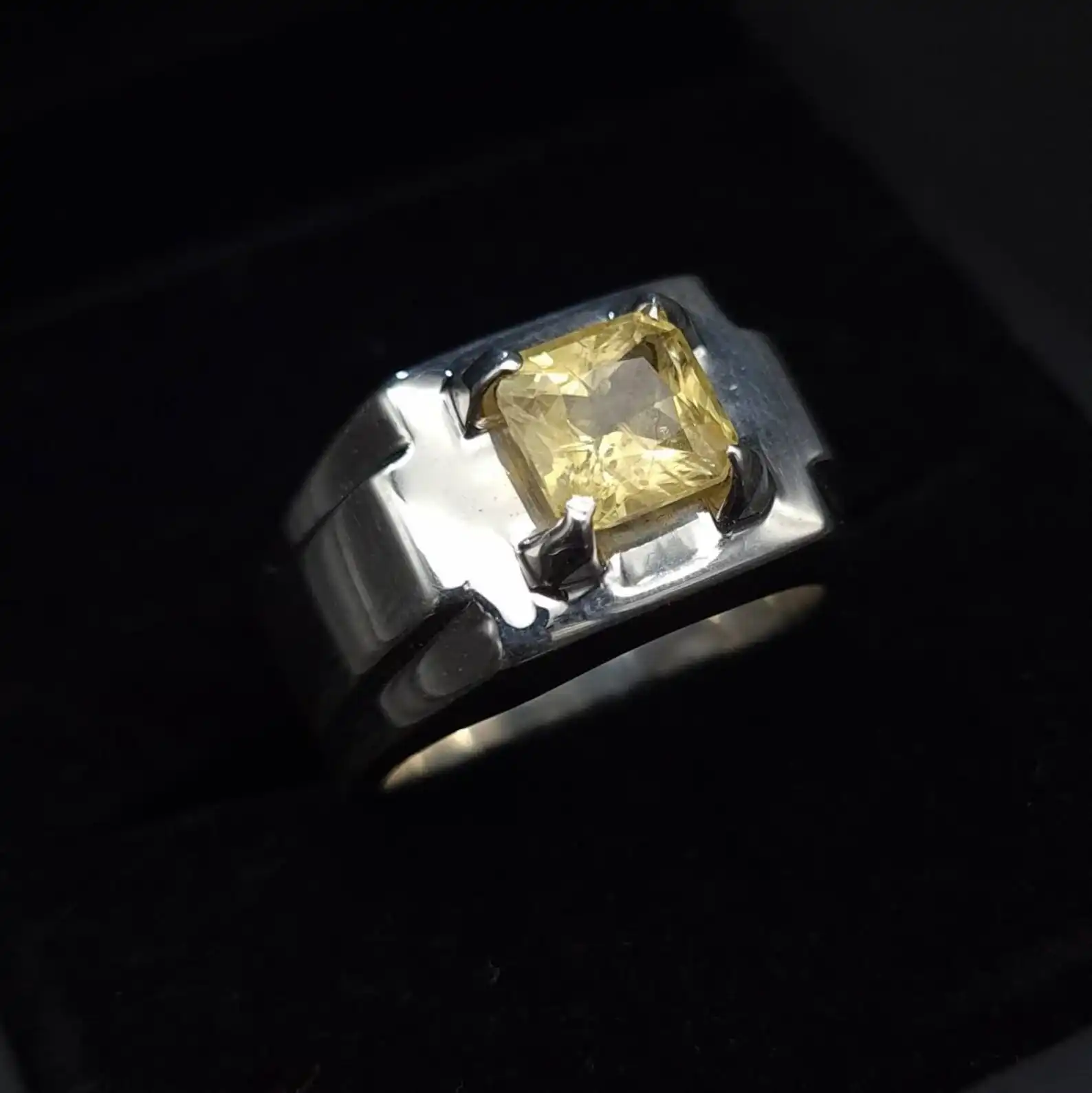 yellow sapphire ring for men