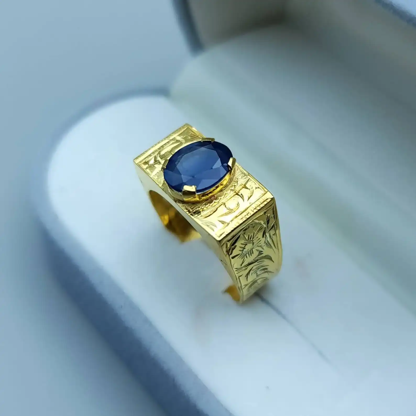 Mens Gold Sapphire Ring Natural14K Engraved Band 5 Mens Gold Sapphire Ring Natural14K Engraved Band - Image 5