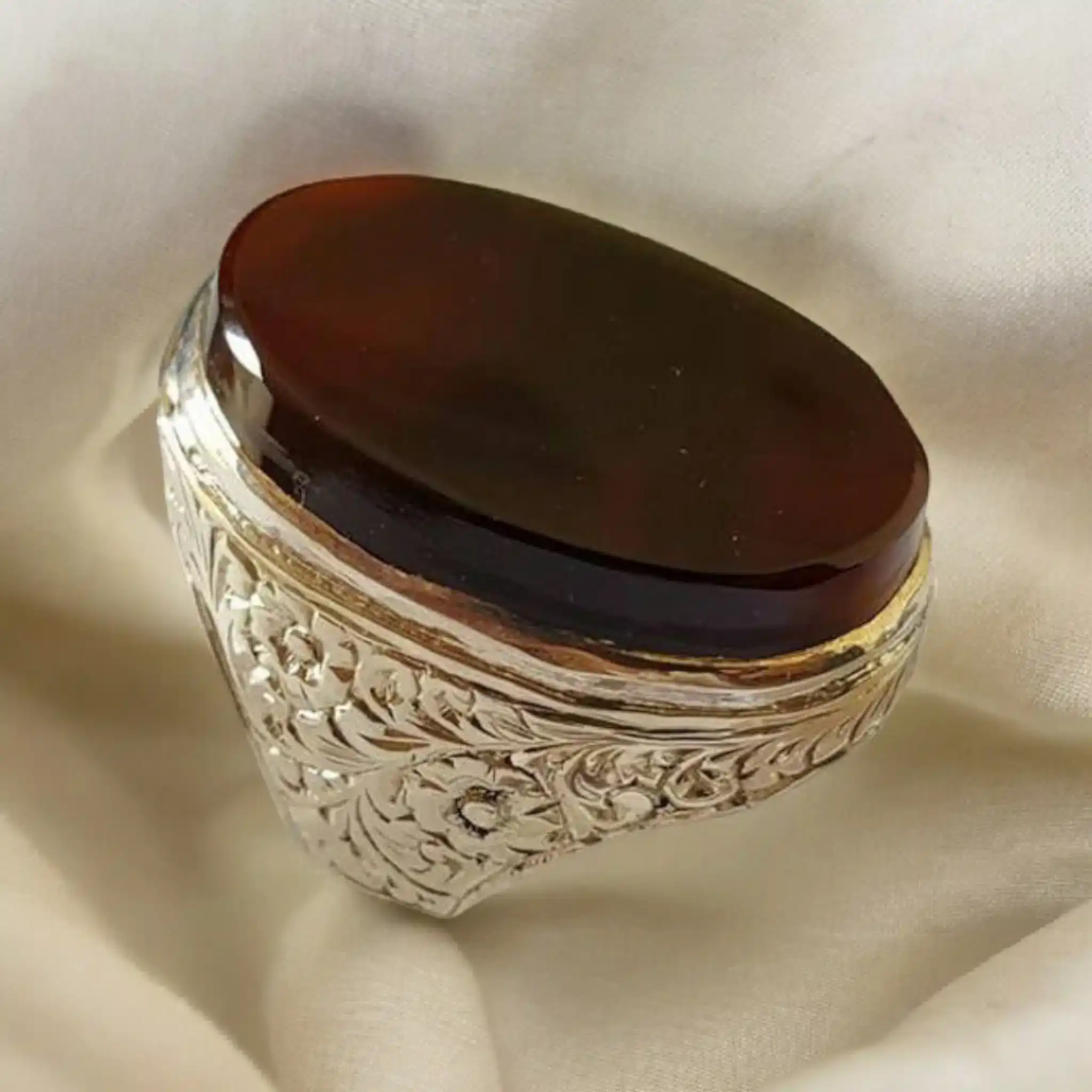yamni aqeeq ring