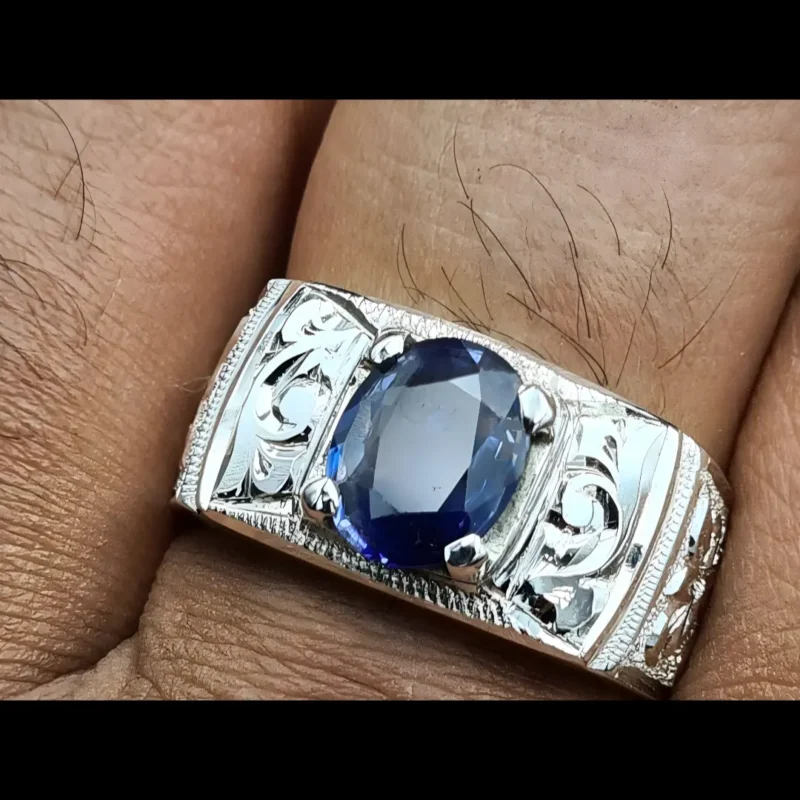 Lustrous Sapphire Ring Ceylon Sri Lanka Mens Neelam Rings