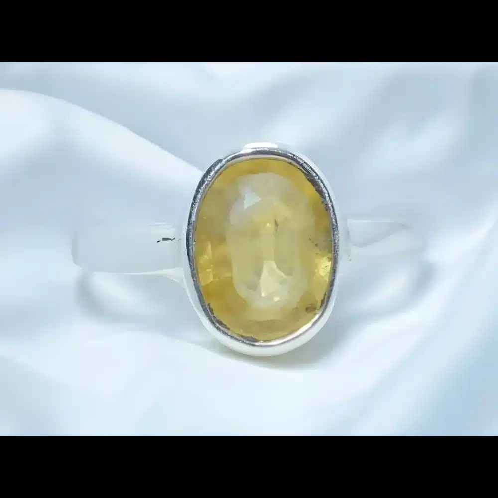 unheated sapphire ring