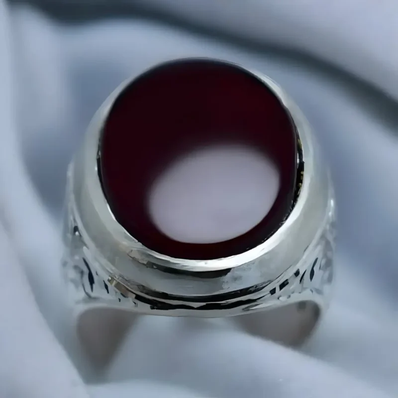 Brown Yemeni Aqeeq Men's Ring Engraved Style