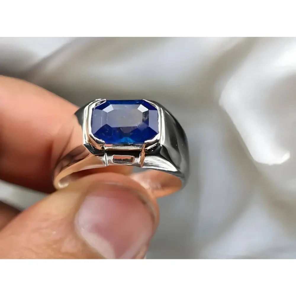 silver sapphire ring