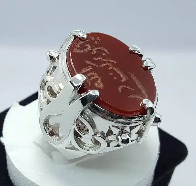 Stanley Tucci Ring Devil Wears Prada 2 — Ultimate Buying Guide | Ringswear