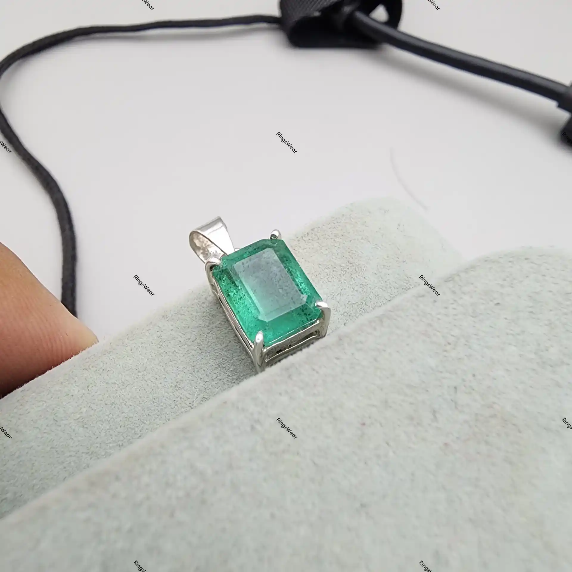 Solitaire Emerald Necklace Natural Green Stone In 925 Silver 2 Solitaire Emerald Necklace Natural Green Stone In 925 Silver - Image 2